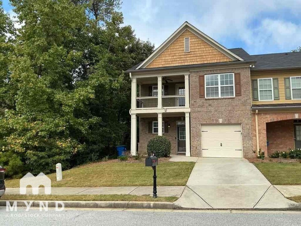 1313 Stone Bay Dr SW in Atlanta, GA - Building Photo