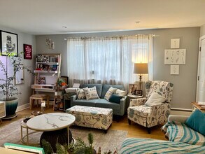7 Dale St in Stamford, CT - Building Photo - Building Photo