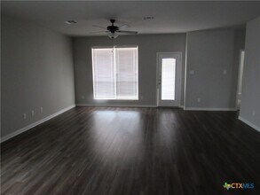 10018 Kensley Rose Dr in Killeen, TX - Building Photo - Building Photo