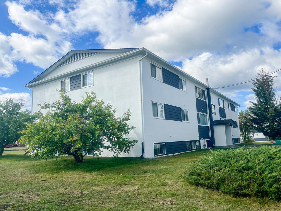 Forestview Heights Apartments in Prince George, BC - Building Photo