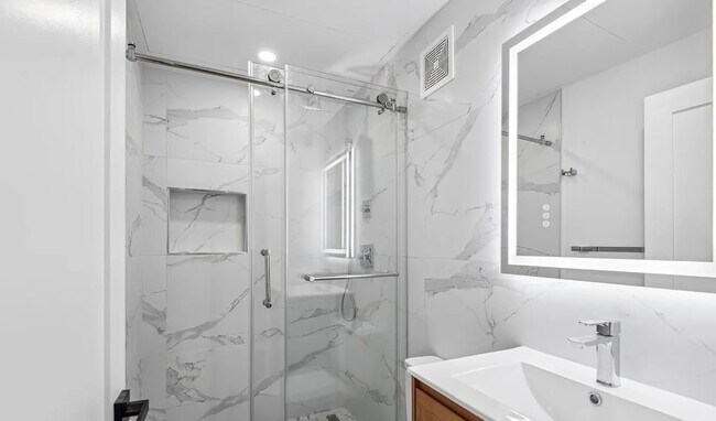 1714 Euclid St NW, Unit 5 in Washington, DC - Building Photo - Building Photo