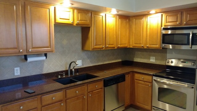 property at 1518 College Ave