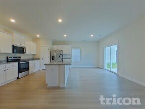 1217 Crested Iris St in Moore, SC - Building Photo - Building Photo