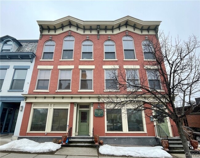 property at 122 E Main St
