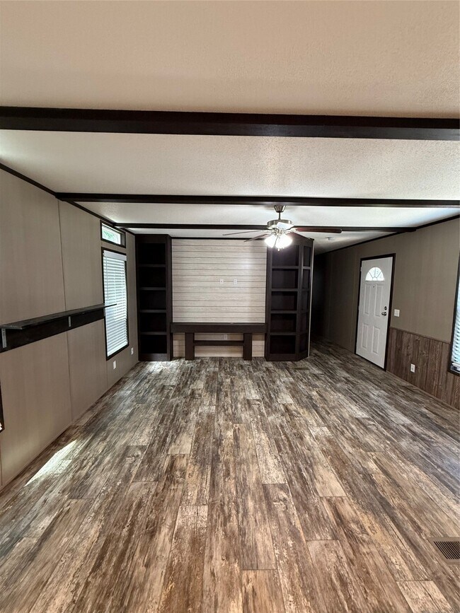 1668 Fm in Cleveland, TX - Building Photo - Building Photo