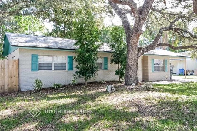 7317 Canal Blvd, Unit MAIN 1 in Tampa, FL - Foto de edificio - Building Photo