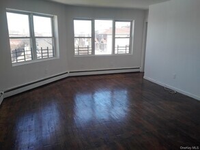 680 Wortman Ave in Brooklyn, NY - Building Photo - Building Photo