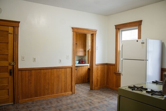 91 Perry Ave in Worcester, MA - Building Photo - Building Photo