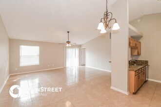 11741 Tortoise Way N in Jacksonville, FL - Building Photo - Building Photo