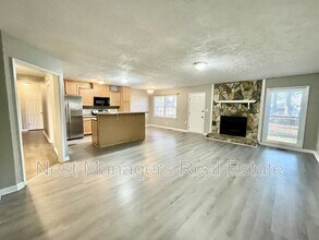 6928 Bostick Dr in Fayetteville, NC - Building Photo - Building Photo