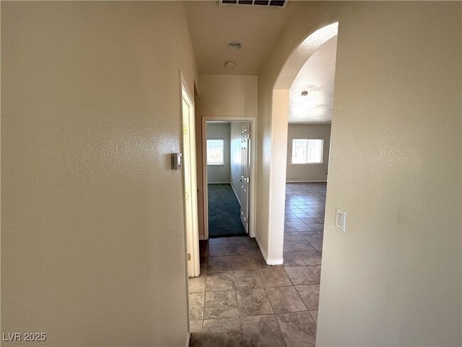 1050 Gee St in Pahrump, NV - Building Photo - Building Photo