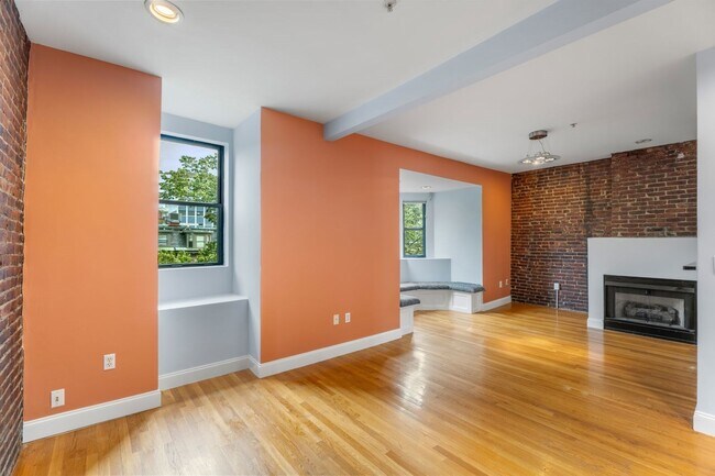 39 Worcester Sq, Unit 5 in Boston, MA - Building Photo - Building Photo