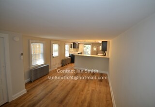 109 E Pomfret St, Unit 2 in Carlisle, PA - Foto de edificio - Building Photo