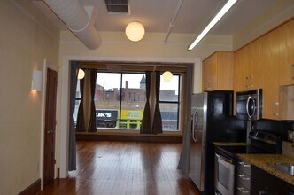 919 A Aly in Columbia, MO - Building Photo - Building Photo