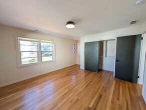 46 Herron Ave in Asheville, NC - Building Photo - Building Photo