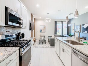 7516 Sunflower Dr in Kissimmee, FL - Foto de edificio - Building Photo