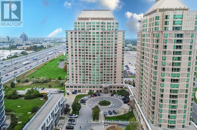 property at 11 Lee Centre Dr