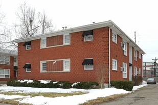 3404 Rowena Rd in Louisville, KY - Building Photo