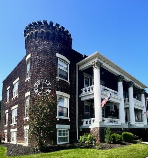 Clifton Two Apartments