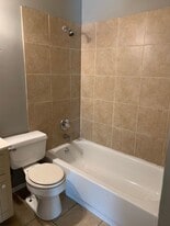 2712 W Nichols St in Springfield, MO - Building Photo