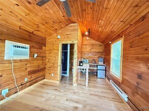 984 Waterloo Geneva Rd in Waterloo, NY - Building Photo - Building Photo