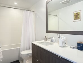 2185 Brigadoon Ave in Vancouver, BC - Building Photo - Building Photo