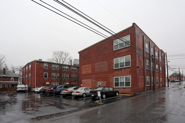 Market House Apartments in Elizabethtown, PA - Building Photo - Building Photo