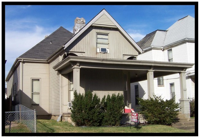 E. Franklin Fourplex in Evansville, IN - Building Photo - Building Photo