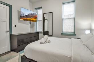 36 E Utica St, Unit 1C in Buffalo, NY - Building Photo - Building Photo