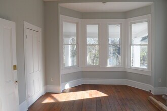 215 N 5th Ave, Unit B in Wilmington, NC - Building Photo - Building Photo