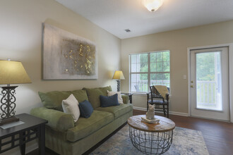 Reserve at Mill Landing in Lexington, SC - Foto de edificio - Interior Photo