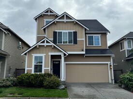 14923 16th Ave W in Lynnwood, WA - Building Photo