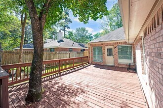 135 W Russet Grove Cir in Conroe, TX - Building Photo - Building Photo