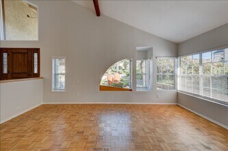 407 Village Center Dr in Encinitas, CA - Building Photo - Building Photo