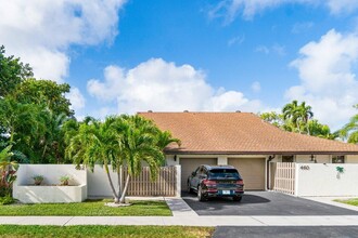 462 SW 27th Ave in Delray Beach, FL - Building Photo - Building Photo