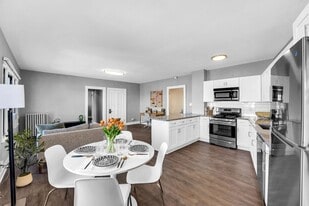 University East Apartments in Cleveland, OH - Building Photo