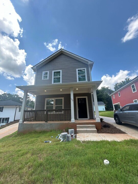 192 Johnson Dr Ext in Athens, GA - Building Photo