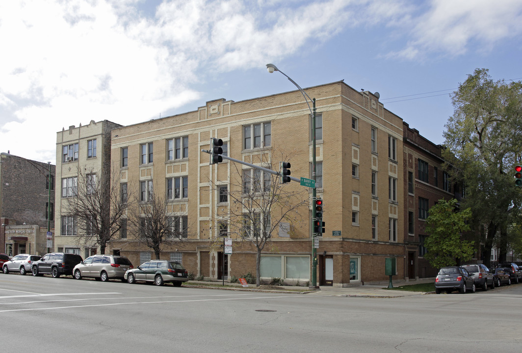 3052-3056 N Ashland Ave in Chicago, IL - Building Photo