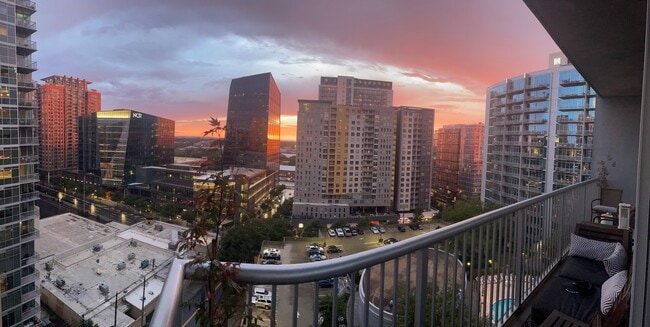 property at 950 W Peachtree St NW