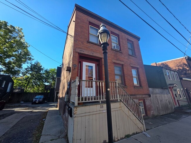 property at 15 E Parmenter St