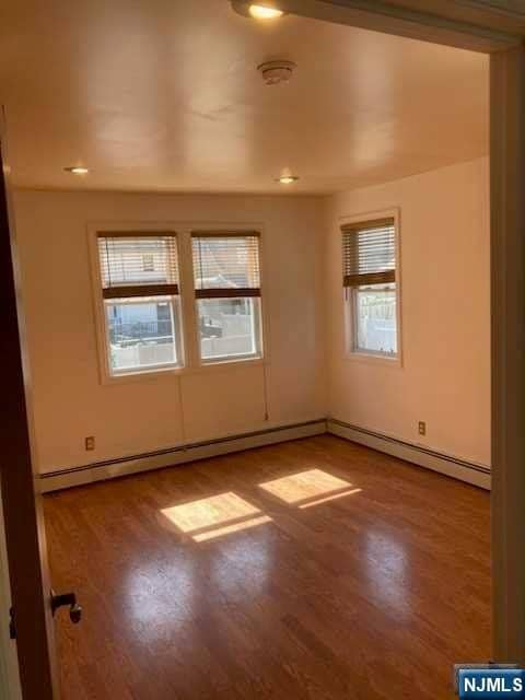 117-119 2nd St in Clifton, NJ - Building Photo - Building Photo