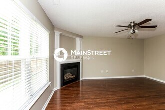 126 Hampshire Dr in Mooresville, NC - Building Photo - Building Photo