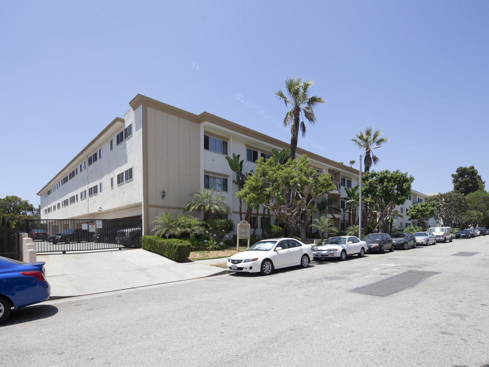 Delgany Court in Playa Del Rey, CA - Building Photo