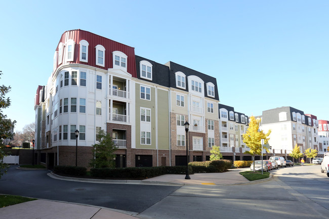 The Quarters at Town Center in Towson, MD - Foto de edificio - Building Photo