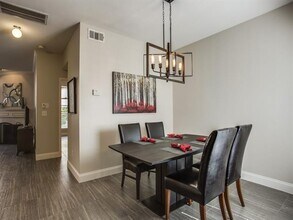 8423 Coppertowne Ln in Dallas, TX - Building Photo - Building Photo
