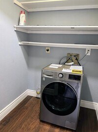 1023 Fountain View Dr photo'