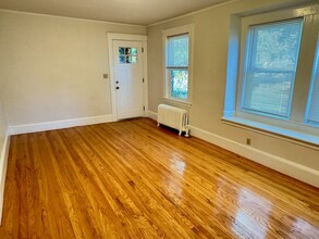 241 Tremont St-Unit -241 in Newton, MA - Building Photo - Building Photo