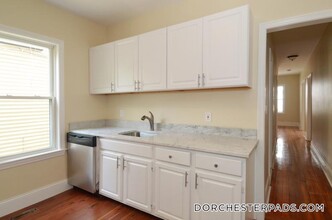 26 Taft St in Boston, MA - Building Photo - Building Photo