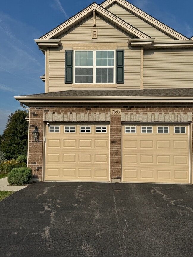property at 2068 Canyon Creek Ct