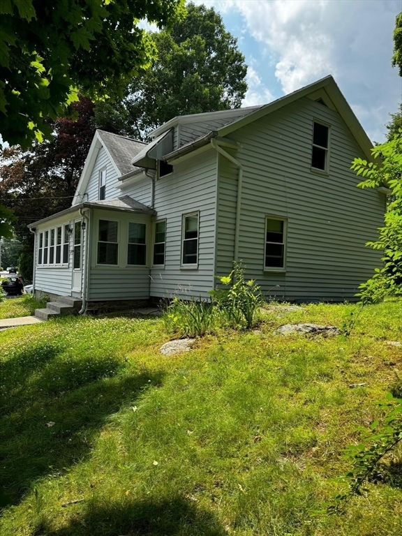 49 Greene St in Milford, MA - Building Photo - Building Photo